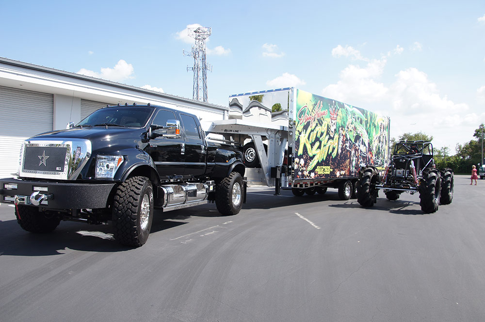 2Extreme Supertruck Teams Up With Dennis Anderson & Spectra Chrome