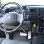 Extreme F650 4x2- interior steering wheel